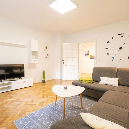Ferienwohnung Zum Wohlfuehlen เอสเซน ภายนอก รูปภาพ